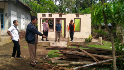 Collapsed house in Banyuwangi, Due to Heavy Rain and Strong Winds