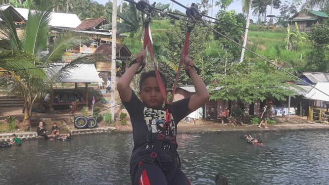 melatih-nyali-anak-dengan-flying-fox,-ini-lokasinya
