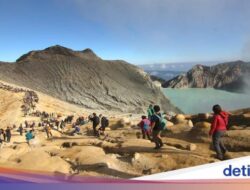 Wisatawan Kecewa Buntut Penutupan Kawah Ijen: Nggak Rasional!
