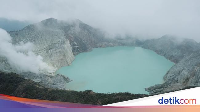 kawah-ijen-dibuka-mulai-besok,-wisatawan-wajib-tunjukkan-surat-sehat