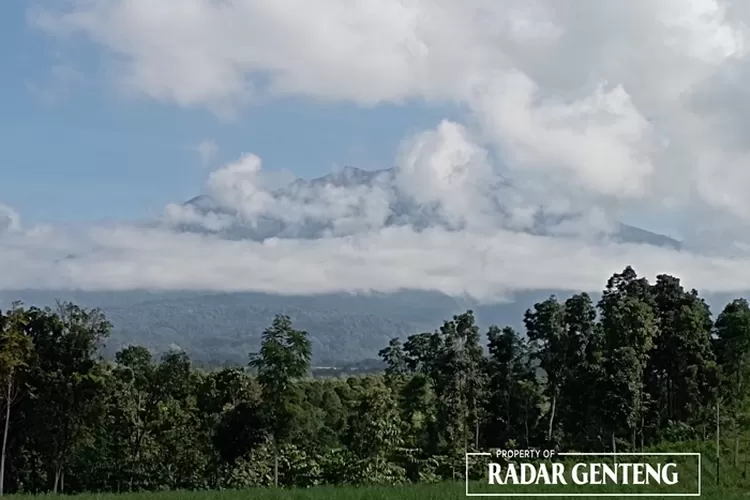 ratusan-gempa-sejak-status-naik-waspada,-gunung-raung-masih-berstatus-level-ii-waspada