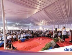 Ke Ponpes di Banyuwangi, Gibran Ingin Santri Kuasai AI hingga IoT