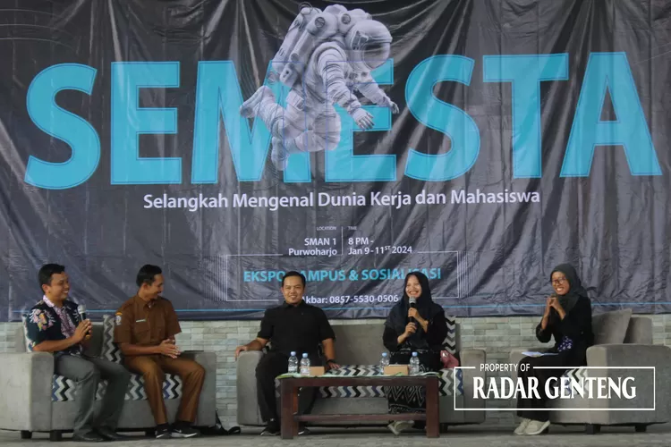 sman-1-purwoharjo,-undang-alumni,-kenalkan-dunia-kerja-dan-mahasiswa-pada-siswa