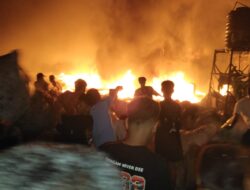 Gudang Rongsokan di Gambiran Terbakar, Kerugian Capai Puluhan Juta Rupiah