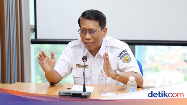 3-kecelakaan-di-perlintasan-kereta-terjadi-dalam-sehari,-bos-kai-buka-suara