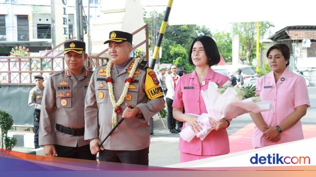 kombes-nanang-haryono-resmi-pimpin-polresta-banyuwangi