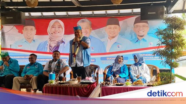 fahri-hamzah-sentil-01-dan-03-soal-isu-koalisi-di-putaran-kedua
