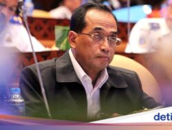Menhub Mau Pembangunan Jalur KA Layang Digenjot Buntut Marak Kecelakaan
