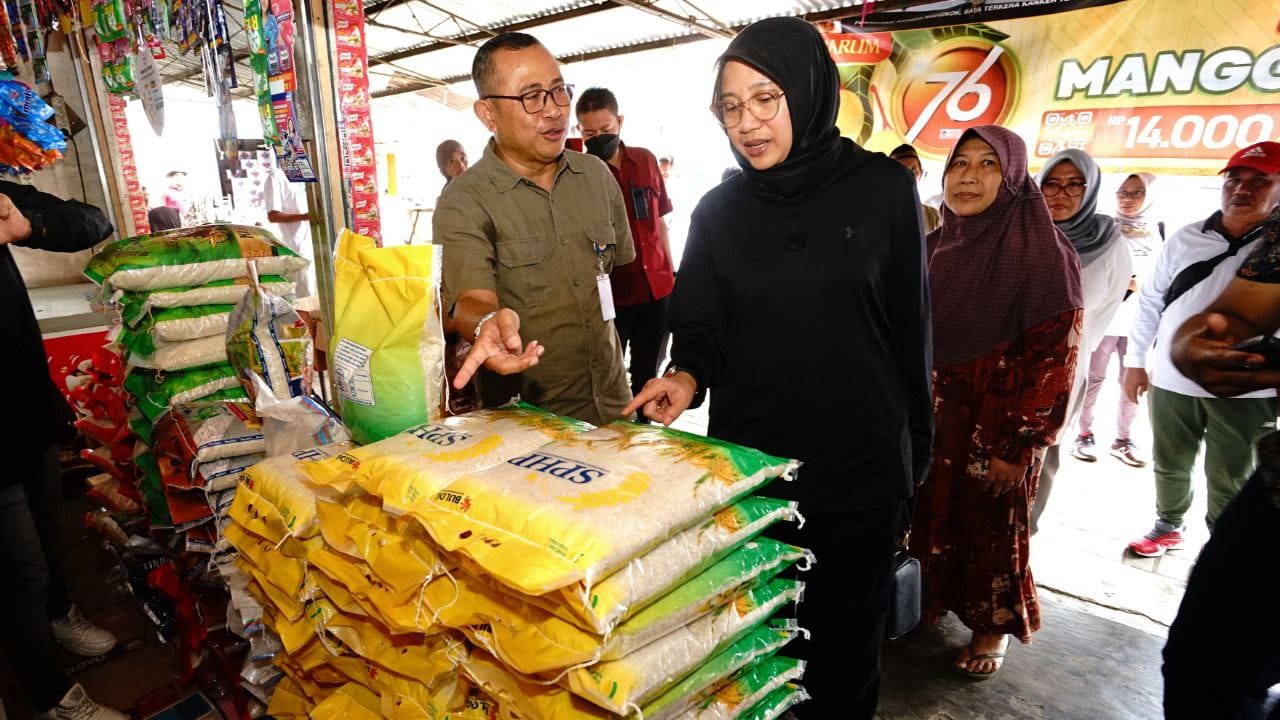 kendalikan-harga-bahan-pokok,-banyuwangi-perbanyak-toko-pengendali-inflasi