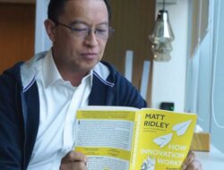 Tom Lembong, Mantan Menteri Perdagangan Penulis “Contekan” Untuk Presiden – Radar Banyuwangi