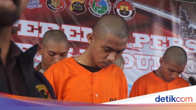 tampang-pembacok-pria-buleleng-hingga-tewas-bersimbah-darah-di-badung