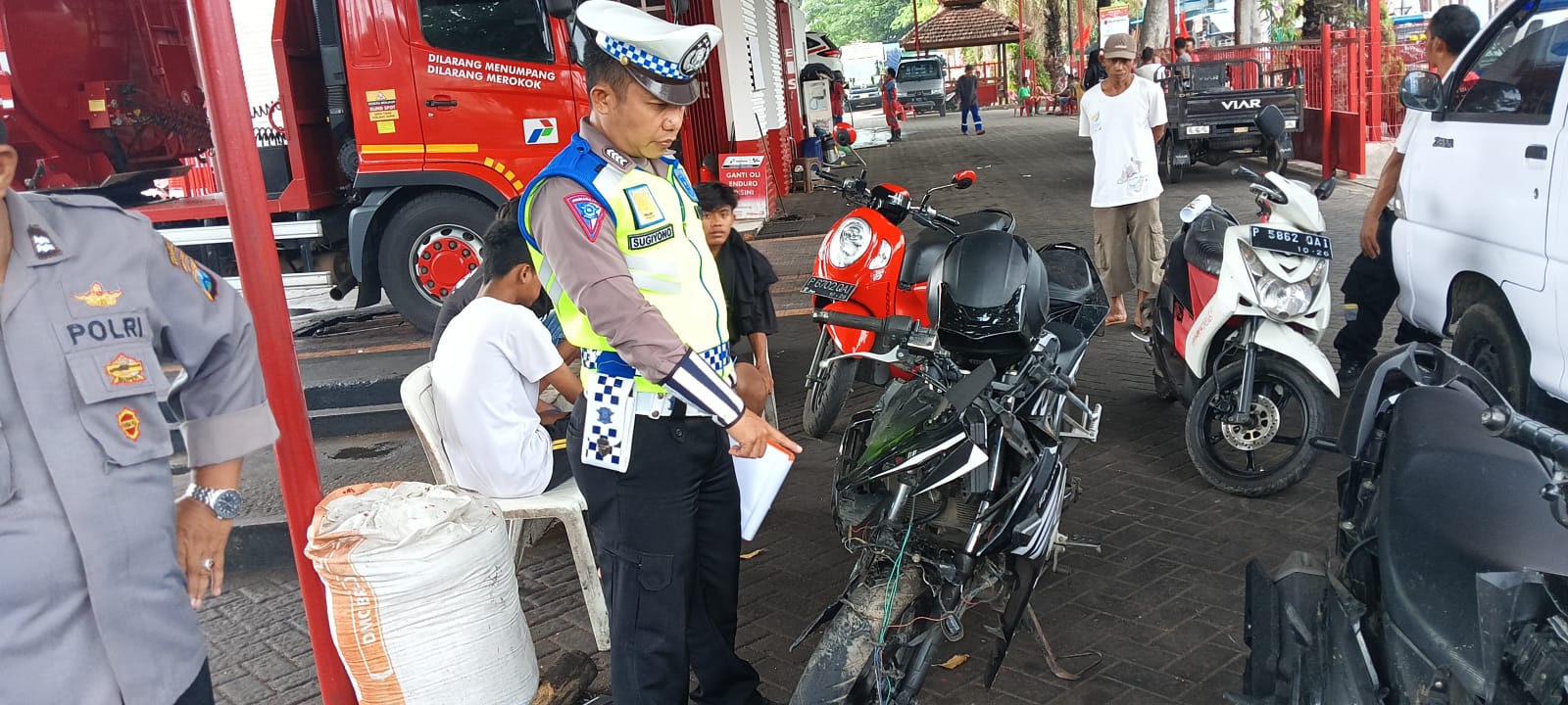 alami-tabrak-samping,-pengendara-vario-asal-banyuwangi-dikabarkan-meninggal-dunia