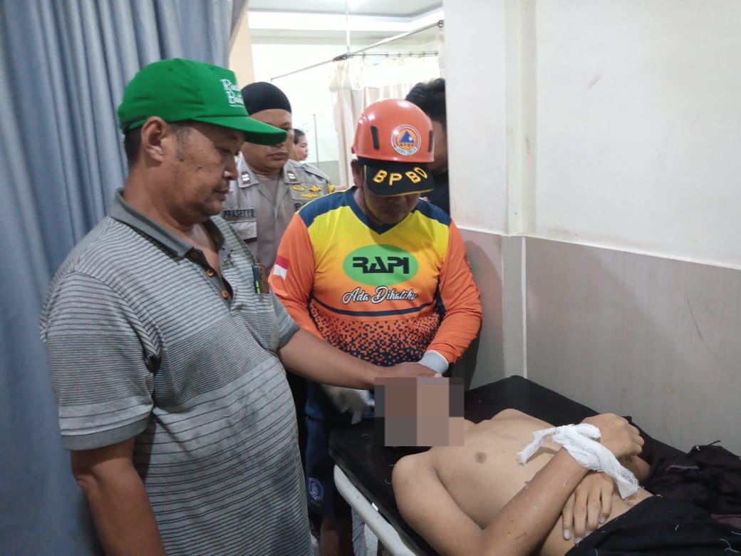 remaja-berusia-empat-belas-tahun-ditemukan-hanyut-di-sungai-muncar