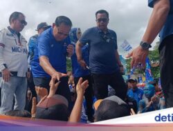 SBY dan AHY Kampanye Besar-besaran Libatkan Ribuan Pendukung di Banyuwangi