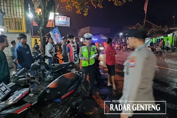 dua-pengendara-motor-tabrakan,-satu-korban-tewas-di-jalan-raya-desa-kebaman,-kecamatan-srono
