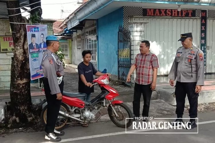 polsek-genteng-amankan-1-motor-knalpot-brong,-kalibaru-hanya-sosialisasi