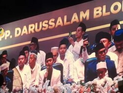 Selawatan Gus Azmi di Blokagung Diwarnai Hujan Deras, Bagaimana Nasib Jamaahnya?