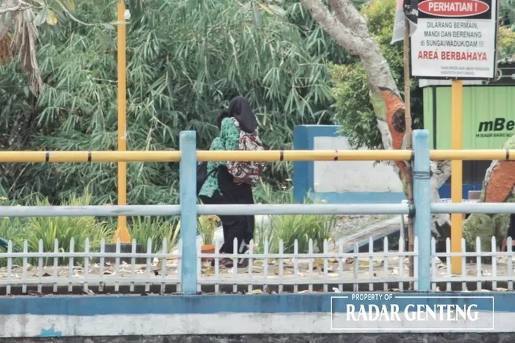 taman-di-bendung-setail-jadi-lokasi-bolos-sekolah-sering-membuat-orang-tua-prihatin