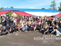 Komunitas Kolase Banyuwangi Sarapan Bareng di Plengsengan Pantai Boom