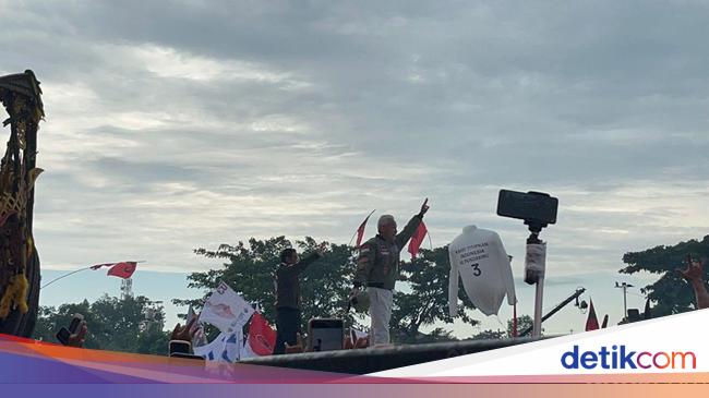 ganjar:-seringkali-rakyat-sakit-hati,-diberi-amanah-tapi-berkhianat