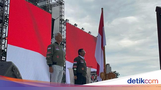 ganjar-ajak-pendukung-banyuwangi-satukan-hati:-jika-diintimidasi-lawan