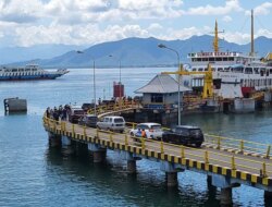Libur Imlek, Ribuan Kendaraan Serbu Ketapang Banyuwangi