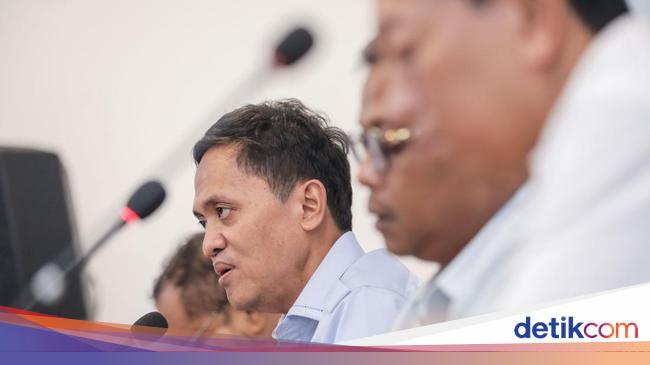mahfud-sebut-operasi-pihak-lain-soal-surat-suara-di-malaysia,-tkn-membalas