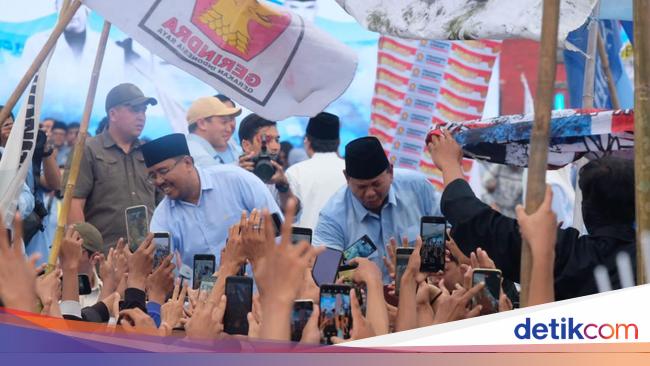 bakar-semangat-relawan,-gus-sadad:-seluruh-rakyat-ingin-prabowo-presiden