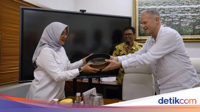 15-desa-di-banyuwangi-jadi-pilot-project-pengolahan-sampah-terintegrasi