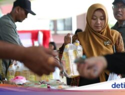 Pasar Murah di Banyuwangi Diserbu Warga, Ratusan Sembako Ludes Terjual