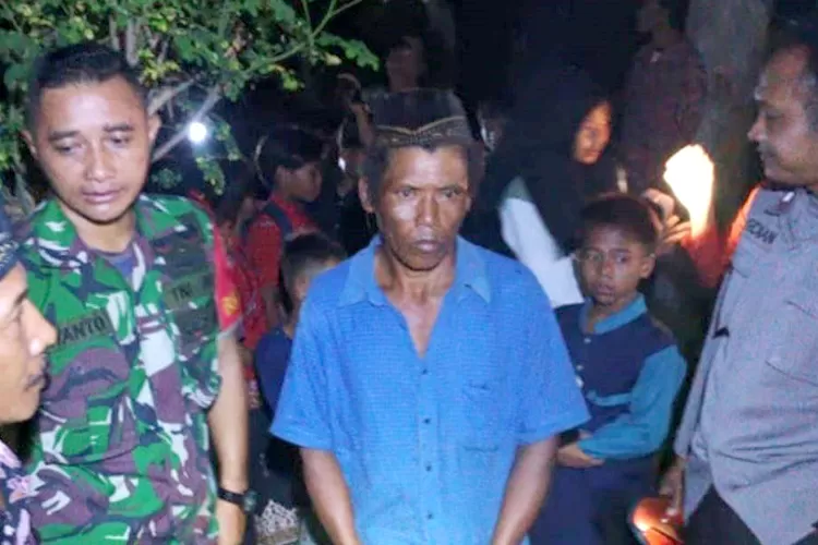 diawali-suara-ledakan-keras,-rumah-buruh-milik-tani-di-desa-benculuk-banyuwangi-terbakar