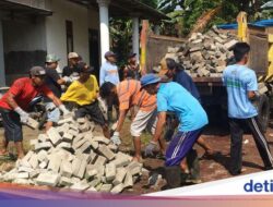 Caleg NasDem Diduga Tarik Bantuan Paving di Banyuwangi Angkat Bicara