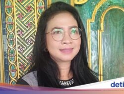 The figure of Ratih Nur Hayati, NasDem Legislative Candidate Allegedly Withdraws Paving Assistance