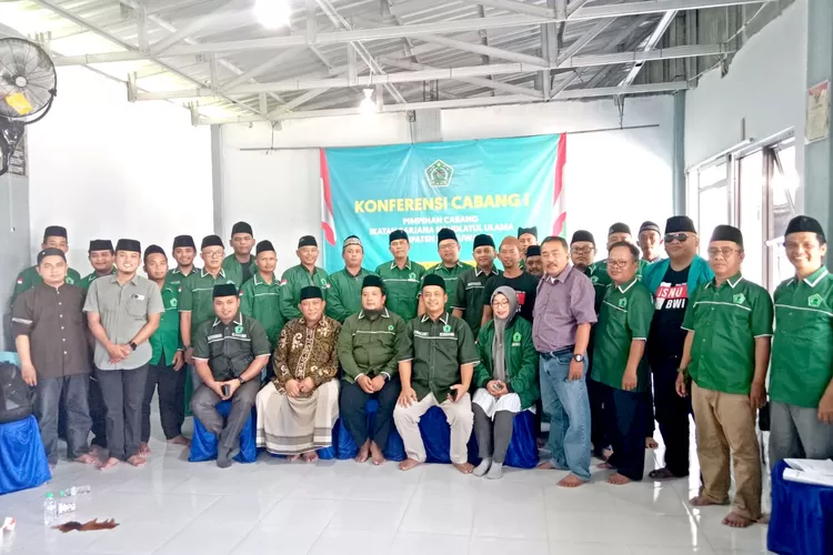 abdul-azis-kembali-pimpin-isnu-banyuwangi