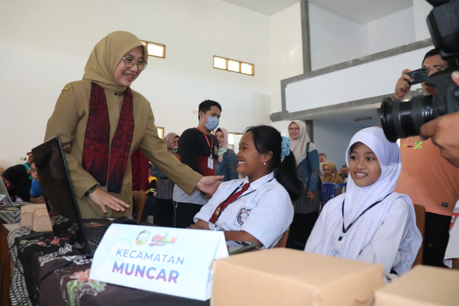 siswa-sd-se-banyuwangi-adu-hitung-cepat-di-olimpiade-matematika-gasing