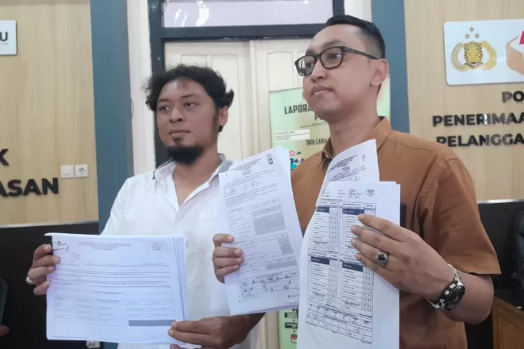 endus-dugaan-kecurangan,-caleg-pdip-banyuwangi-laporkan-ppk-panwascam-kabat-ke-bawaslu-–-naskah-id
