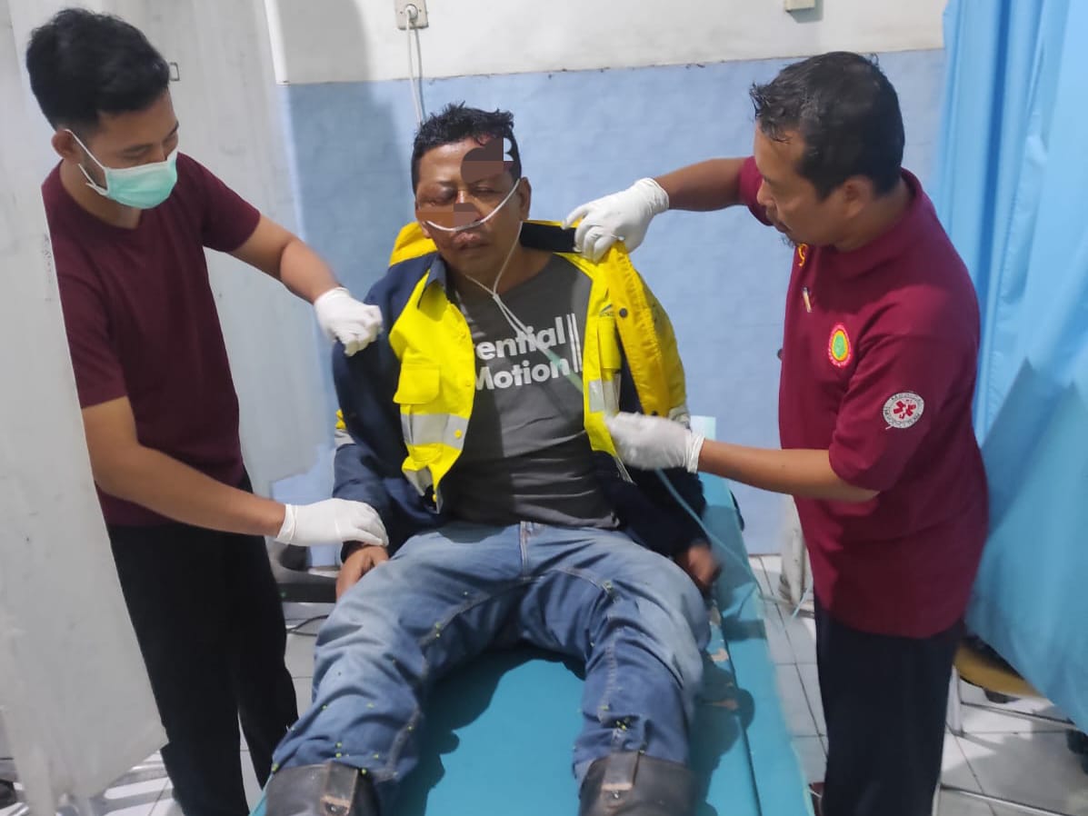 serempet-pengendara-roda-dua,-pekerja-bsi-dilarikan-ke-rumah-sakit