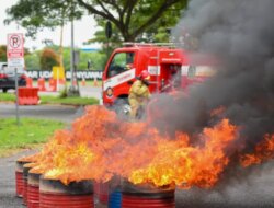 Demo Ricuh di Bandara Banyuwangi, Perusuh Disimulasikan Lempar Bom Molotov