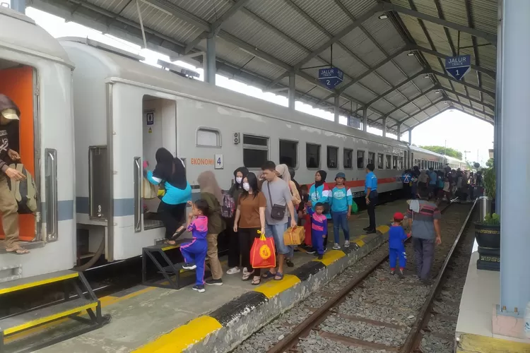 hore!-ka-mutiara-timur-banyuwangi-surubaya-beroperasi-lagi-–-radar-banyuwangi