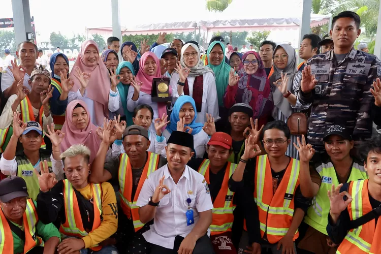 luar-biasa!-tps-3r-desa-tembokrejo-banyuwangi-ekspor-sampah-ke-austria-dan-malaysia