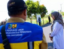 Ipuk Regent Accelerated Road Development-Maintenance in Banyuwangi – ID Manuscript