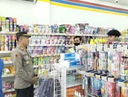 Jelang Lebaran, Polisi di Banyuwangi ‘Pelototi’ Kemasan Makanan, Ternyata Ini yang Sedang Dicari