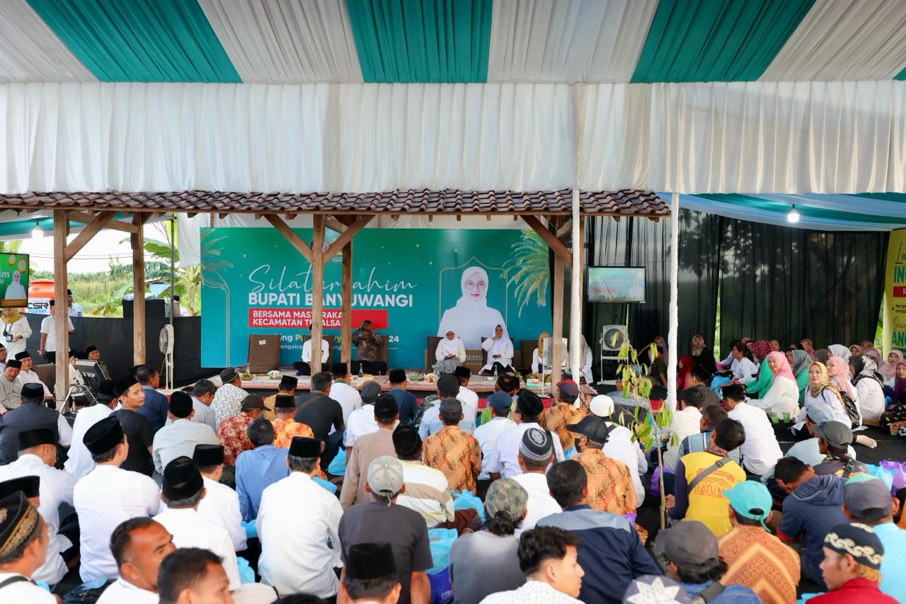 buka-bersama-para-petani,-bupati-ipuk-canangkan-program-penanganan-kemiskinan-baru