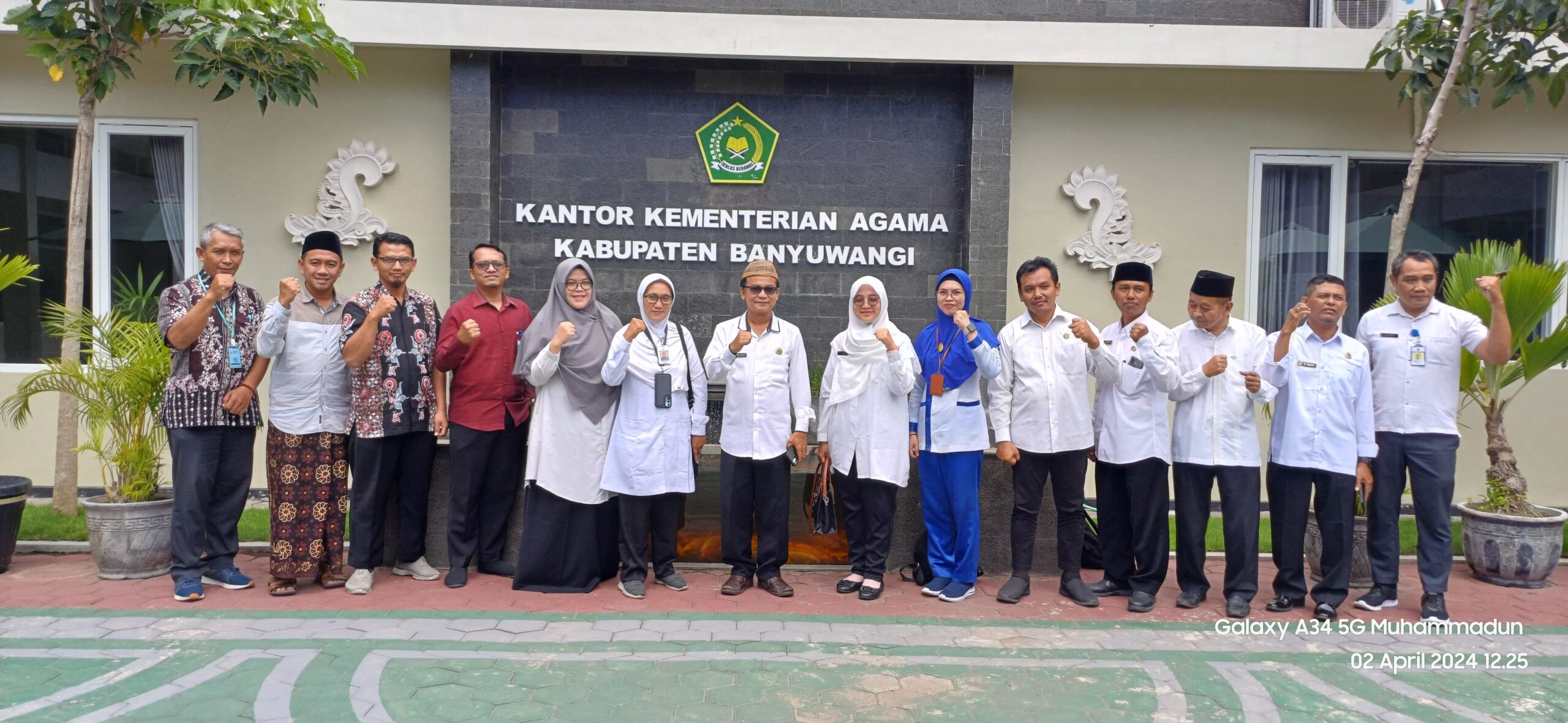 ppih-kloter-tahun-2024-siap-laksanakan-tugas-layanan-jamaah-sejak-di-tanah-air