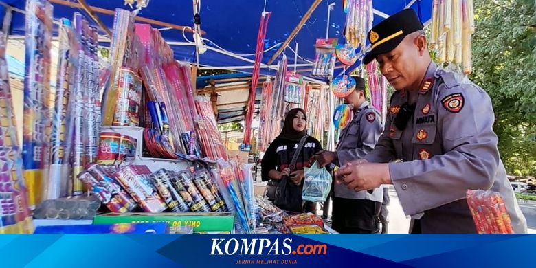 polisi-di-banyuwangi-amankan-petasan-yang-dinilai-membahayakan