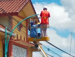 Sambut Lebaran, Pemkab Banyuwangi Perbaiki 500 Lampu Jalan di Sejumlah Wilayah