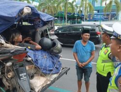 Rawan Kecelakaan, Pemudik Naik Kendaraan Bak Terbuka Ditindak