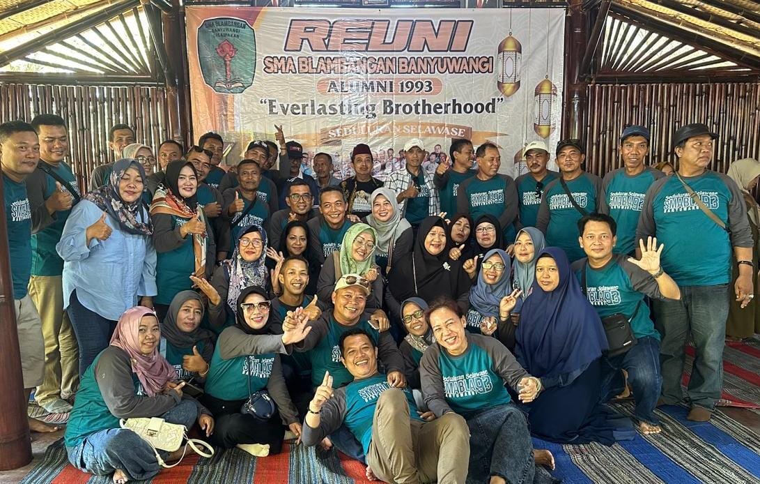 manfaatkan-momentum-lebaran,-alumi-smaba-tahun-1993-gelar-halal-bihalal