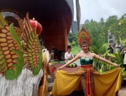 Sendratari Temurune Dewi Sri Sangat Memukau Pemudik dan Touris Asing