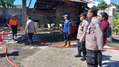 Korek Api Diduga Picu Kebakaran Gudang di Banyuwangi